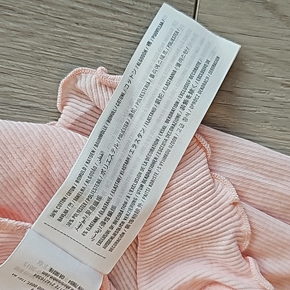 Hollister Soft Girl Petal Pink Ribbed Scalloped Top, Med - Picture 5 of 6